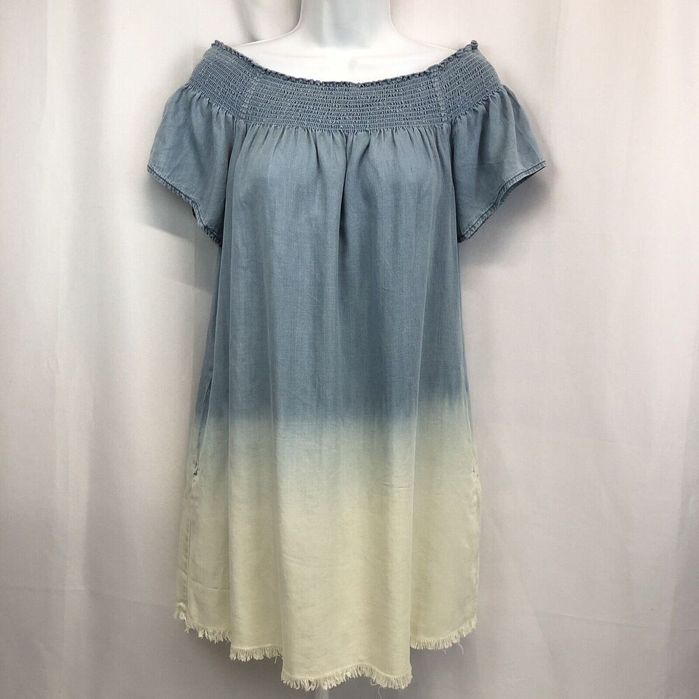 Forever 21 Contemporary Denim Blue Dress Medium M Frayed Hem Pockets Ombre